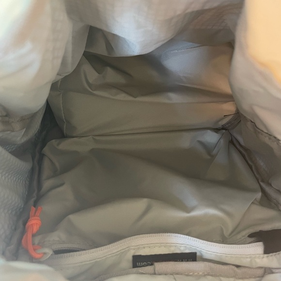 Lowepro Photo Sport 200 AW Camera Hiking Backpack (Black) - Picture 8 of 12